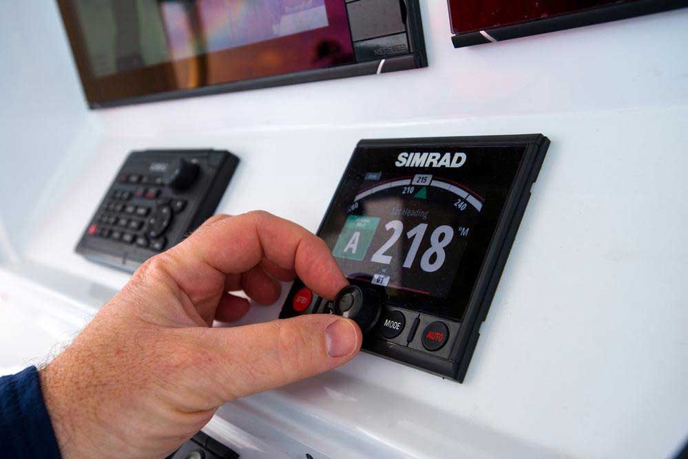 Simrad Autopilot Computer und Systempakete